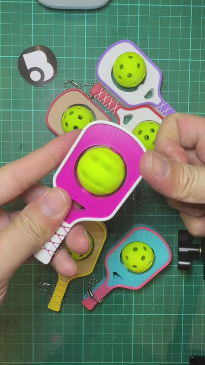 CourtCharm – Pickleball Fidget Keychain